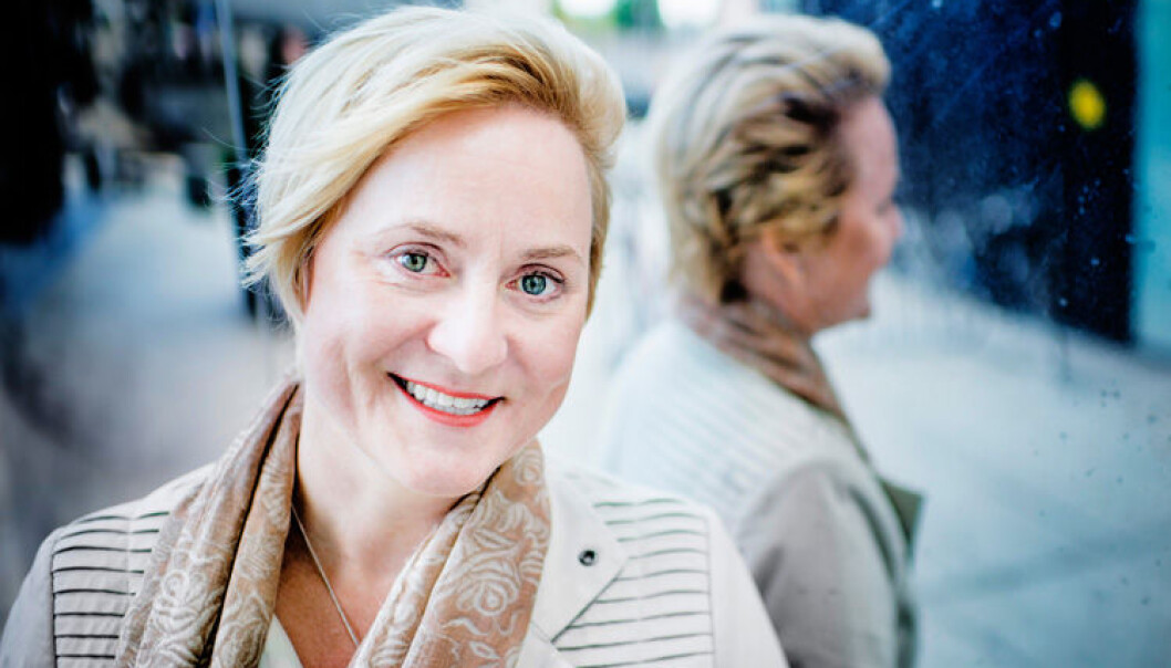 Etter fjorten år som forsker ved Universitetet i Oslo, er Helga Aune tilbake som advokat. – Jeg stod på en slette, var 45 år gammel. Skulle jeg gjøre noe annet, måtte jeg gjøre det ganske fort, sier hun. Etter fjorten år som forsker ved Universitetet i Oslo, er Helga Aune tilbake som advokat. – Jeg stod på en slette, var 45 år gammel. Skulle jeg gjøre noe annet, måtte jeg gjøre det ganske fort, sier hun.