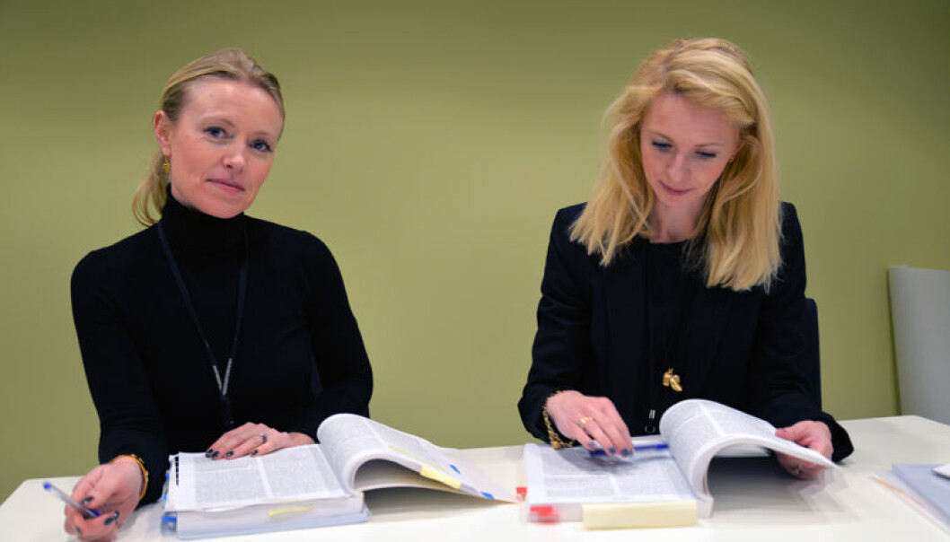 – Vi synes det er veldig gøy å jobbe med en sak som vekker så stort engasjement, sier Anette Bleikelia Musæus og Ingeborg Gjølstad. – Vi synes det er veldig gøy å jobbe med en sak som vekker så stort engasjement, sier Anette Bleikelia Musæus og Ingeborg Gjølstad.
