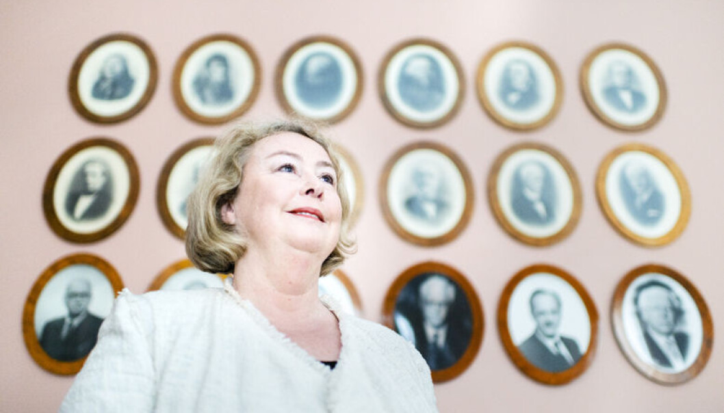 Vær muntlig, og ikke bare les opp dokumenter, råder Høyesterettsjustitiarius Toril Marie Øie. Vær muntlig, og ikke bare les opp dokumenter, råder Høyesterettsjustitiarius Toril Marie Øie.