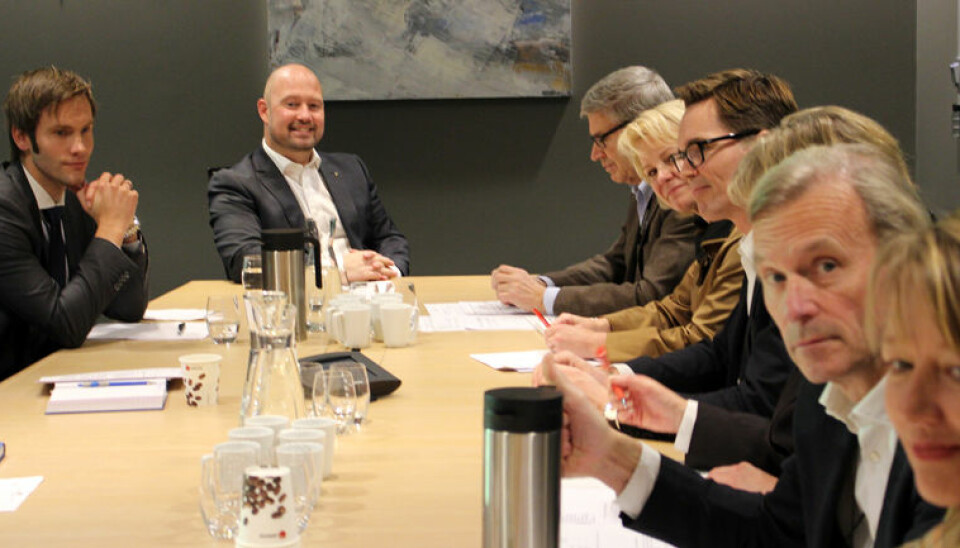 Erik og sentrale tillitsvalgte i møte med justisminister Anders Anundsen og statssekretær Vidar Brein-Karlsen om salærsatsen.