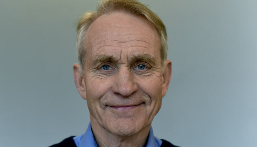 - Når jeg ser i avisen at en 70-åring døde, tenker jeg at «han var jo en gammel mann». Og så kommer jeg på at jeg er godt over sytti år selv. Jeg går fortsatt rundt med dette indre bildet av meg selv som ung og lovende. - Når jeg ser i avisen at en 70-åring døde, tenker jeg at «han var jo en gammel mann». Og så kommer jeg på at jeg er godt over sytti år selv. Jeg går fortsatt rundt med dette indre bildet av meg selv som ung og lovende.