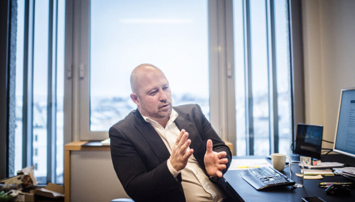 <html><head></head><body> – Advokatforeningen sørger for at vi som jobber i bransjen har gode vilkår, sier Anders Anundsen.</body></html> <html><head></head><body> – Advokatforeningen sørger for at vi som jobber i bransjen har gode vilkår, sier Anders Anundsen.</body></html>