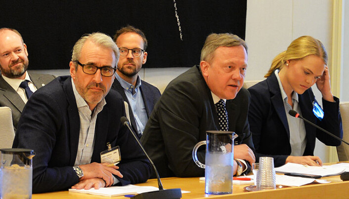 Bedriftsforbundets Olaf Thommessen, advokat i Kvale Nicolay Skarning og advokatfullmektig Mari Verling, også hun fra Kvale. Bedriftsforbundets Olaf Thommessen, advokat i Kvale Nicolay Skarning og advokatfullmektig Mari Verling, også hun fra Kvale.