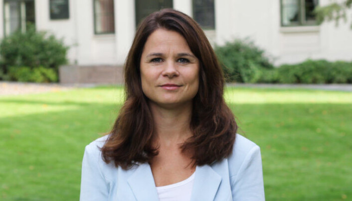 <html><head></head><body> Vibeke Blaker Strand forsker, underviser og veileder i hovedsak om menneskerettigheter, diskriminerings- og likestillingsrett, statsrett, velferdsrett og metode. FOTO: UiO</body></html> <html><head></head><body> Vibeke Blaker Strand forsker, underviser og veileder i hovedsak om menneskerettigheter, diskriminerings- og likestillingsrett, statsrett, velferdsrett og metode. FOTO: UiO</body></html>