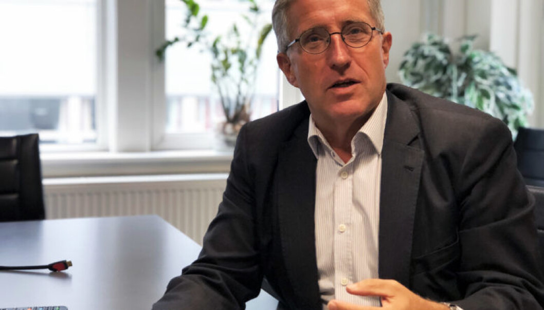 - Jeg ser på det som en oppgave å gjøre Juristforbundet relevant for alle jurister i Norge, sier Sigurd Knudtzon som startet sin advokatkarriere med nettopp verv i Juristforbundet. - Jeg ser på det som en oppgave å gjøre Juristforbundet relevant for alle jurister i Norge, sier Sigurd Knudtzon som startet sin advokatkarriere med nettopp verv i Juristforbundet.