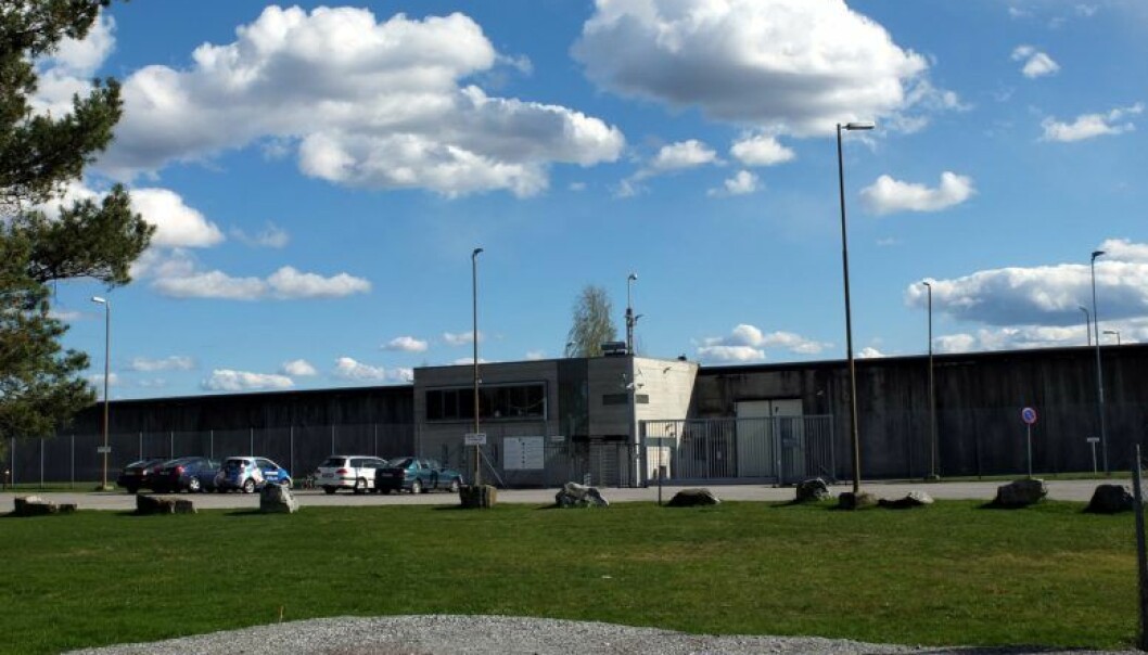 Ullersmo fengsel skal utvides med 46 plasser og er første trinn i et nytt Oslo fengsel, foreslår regjeringen.