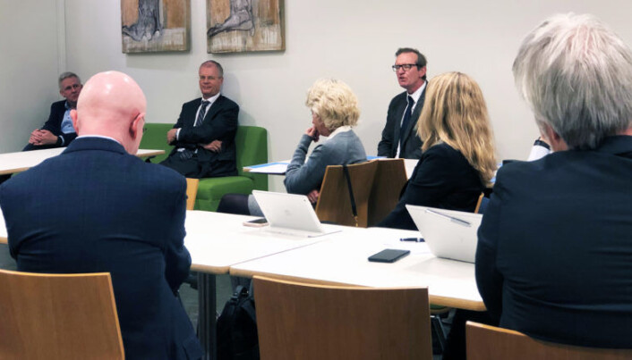 <html><head></head><body> Forslaget ble lagt frem på et arrangement i kantinen i Juristenes Hus, og tilhørerne diskuterte hva som skal til for å skape en bedre rettskultur.</body></html> <html><head></head><body> Forslaget ble lagt frem på et arrangement i kantinen i Juristenes Hus, og tilhørerne diskuterte hva som skal til for å skape en bedre rettskultur.</body></html>