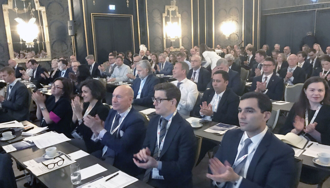En rekke advokater innen maritim-sektoren er denne uken samlet på en IBA-konferanse på Grand hotell i Oslo. Foto: Henrik Skjevestad En rekke advokater innen maritim-sektoren er denne uken samlet på en IBA-konferanse på Grand hotell i Oslo. Foto: Henrik Skjevestad