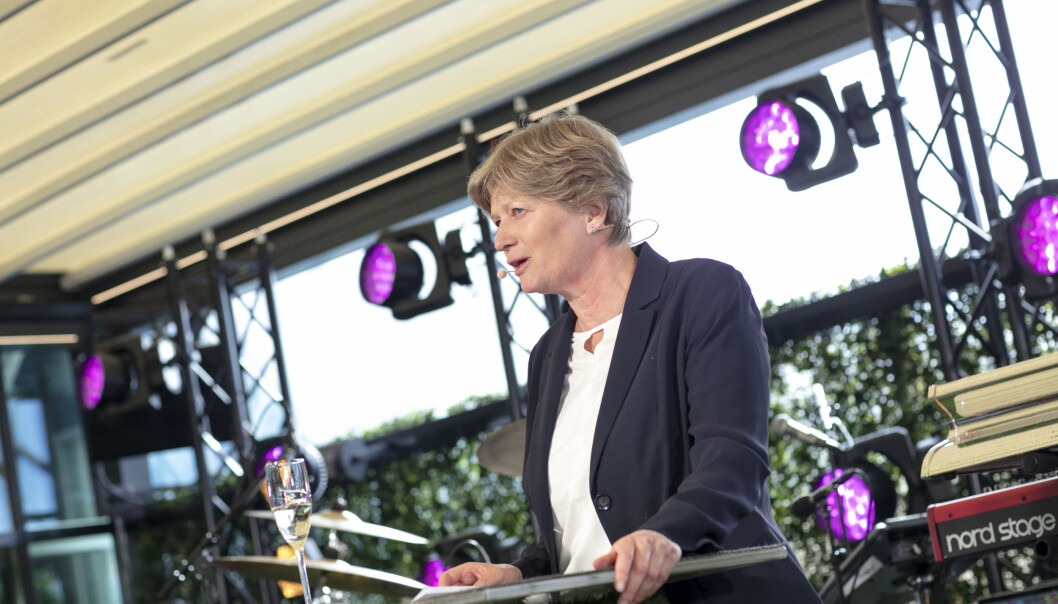 Leder av gjenopptakelseskommisjonen, Siv Hallgren, var hovedtaler under mottagelsen for nye advokater i forbindelse med Advokatfesten på Taket i Oslo torsdag kveld. Foto: Monica Kvaale Leder av gjenopptakelseskommisjonen, Siv Hallgren, var hovedtaler under mottagelsen for nye advokater i forbindelse med Advokatfesten på Taket i Oslo torsdag kveld. Foto: Monica Kvaale
