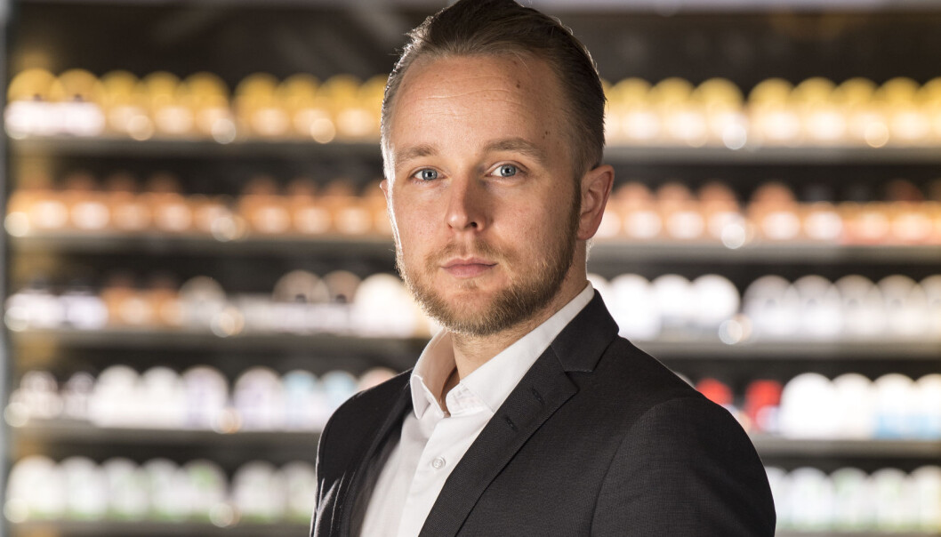 Erlend Wessel Carlsen var frem til utgangen av 2016 redaksjonssjef for Finansavisen Jus, og hadde ansvaret for Advokatundersøkelsen fra 2008 til 2016. Han har vært kommentator i Advokatbladet siden 2017. Erlend Wessel Carlsen var frem til utgangen av 2016 redaksjonssjef for Finansavisen Jus, og hadde ansvaret for Advokatundersøkelsen fra 2008 til 2016. Han har vært kommentator i Advokatbladet siden 2017.