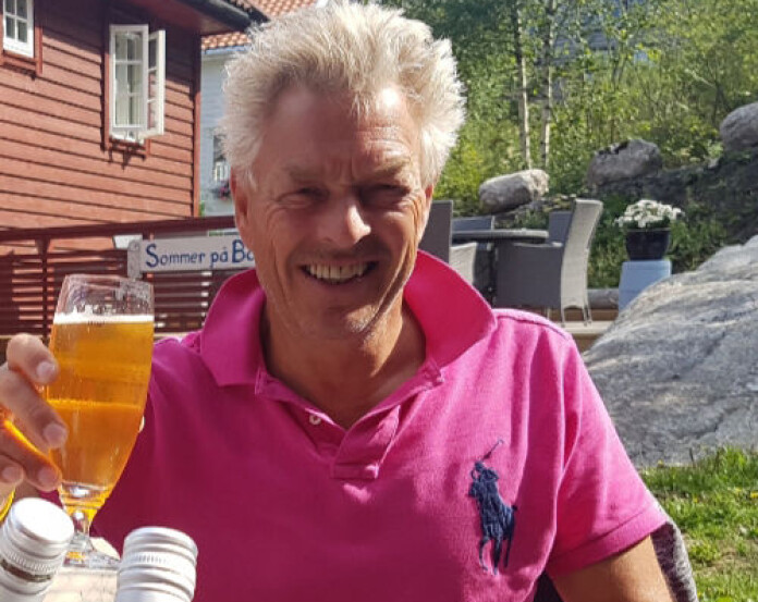 Haugesund-advokat Erik Lea kommer i feriemodus med en god øl. Foto: Privat Haugesund-advokat Erik Lea kommer i feriemodus med en god øl. Foto: Privat