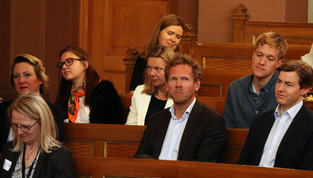 Regjeringsadvokat Fredrik Sejersted var blant de mange som tok ordet under seminaret. Regjeringsadvokat Fredrik Sejersted var blant de mange som tok ordet under seminaret.