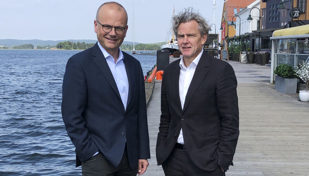 – Å bli attraktive, robuste og i stand til å rekruttere flinke advokater, gjerne kvinner, var noen av målene for sammenslåingen, forteller Aksel Haraldsen og Knut H. Strømme. – Å bli attraktive, robuste og i stand til å rekruttere flinke advokater, gjerne kvinner, var noen av målene for sammenslåingen, forteller Aksel Haraldsen og Knut H. Strømme.