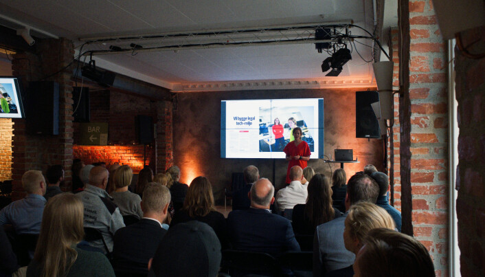 Over 100 stykker var tilstede da Merete Nygaard og Lawbotics lanserte Lexolve Market på Mesh tirsdag kveld. Foto: Lawbotics Over 100 stykker var tilstede da Merete Nygaard og Lawbotics lanserte Lexolve Market på Mesh tirsdag kveld. Foto: Lawbotics