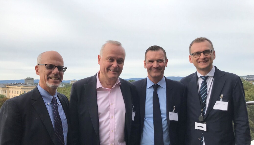 Adm. direktør i CPR Allen Waxman, general counsel i Wartsilä Ralf Lindbäck, nestkommanderende i CPR, Olivier P. André, og Hammervoll Pind-partner Lars Kristian Myklebust møttes nylig i Oslo i forbindelse med et frokostseminar om utenomrettslig tvisteløsning. Adm. direktør i CPR Allen Waxman, general counsel i Wartsilä Ralf Lindbäck, nestkommanderende i CPR, Olivier P. André, og Hammervoll Pind-partner Lars Kristian Myklebust møttes nylig i Oslo i forbindelse med et frokostseminar om utenomrettslig tvisteløsning.