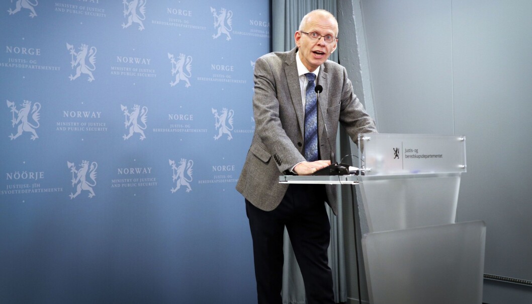 Sorenskriver i Oslo, Yngve Svendsen, leder Domstolkommisjonens arbeid. Sorenskriver i Oslo, Yngve Svendsen, leder Domstolkommisjonens arbeid.