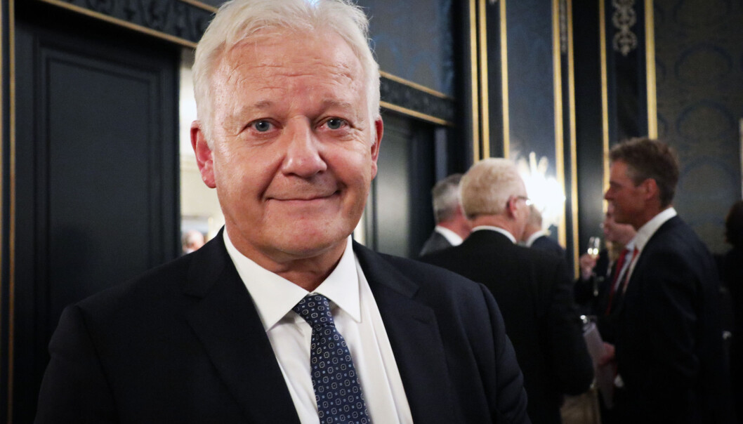 Barn som fryktes utsatt for vold og overgrep skal under pandemien ha høyeste prioritet, mens mindre alvorlige saker kan henlegges, ifølge et direktiv fra riksadvokat Jørn Sigurd Maurud. Barn som fryktes utsatt for vold og overgrep skal under pandemien ha høyeste prioritet, mens mindre alvorlige saker kan henlegges, ifølge et direktiv fra riksadvokat Jørn Sigurd Maurud.