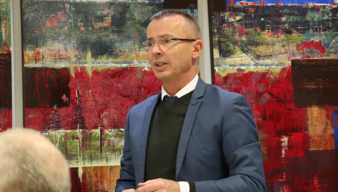 Direktør Sven Marius Urke i Domstoladministrasjonen var tilstede da retningslinjene ble lagt frem. Direktør Sven Marius Urke i Domstoladministrasjonen var tilstede da retningslinjene ble lagt frem.