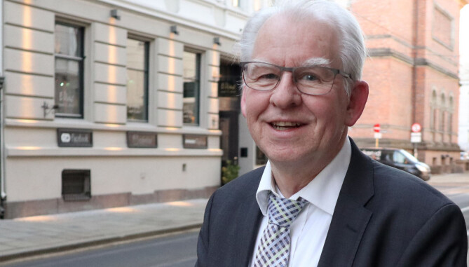 Lagmann Hans Petter Jahre ledet arbeidsgruppen. Lagmann Hans Petter Jahre ledet arbeidsgruppen.