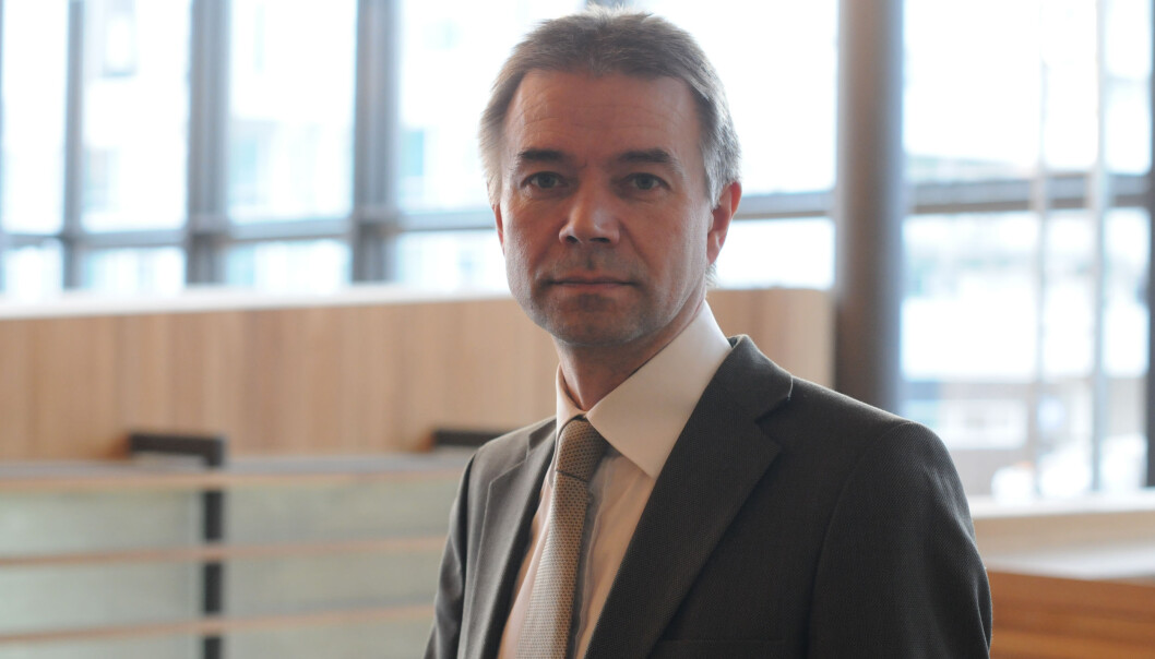 Lagdommer Nils Asbjørn Engstad er dypt bekymret for situasjonen i Polen. Lagdommer Nils Asbjørn Engstad er dypt bekymret for situasjonen i Polen.
