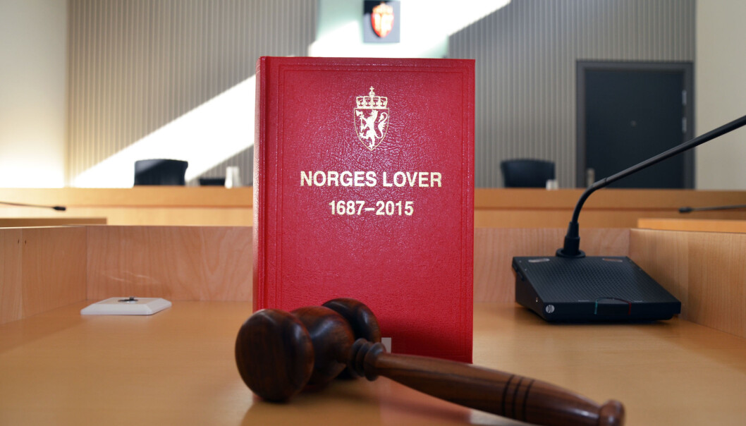 Det blir ikke noe av det foreslåtte kuttet av meddommere i tingrettene. Det blir ikke noe av det foreslåtte kuttet av meddommere i tingrettene.