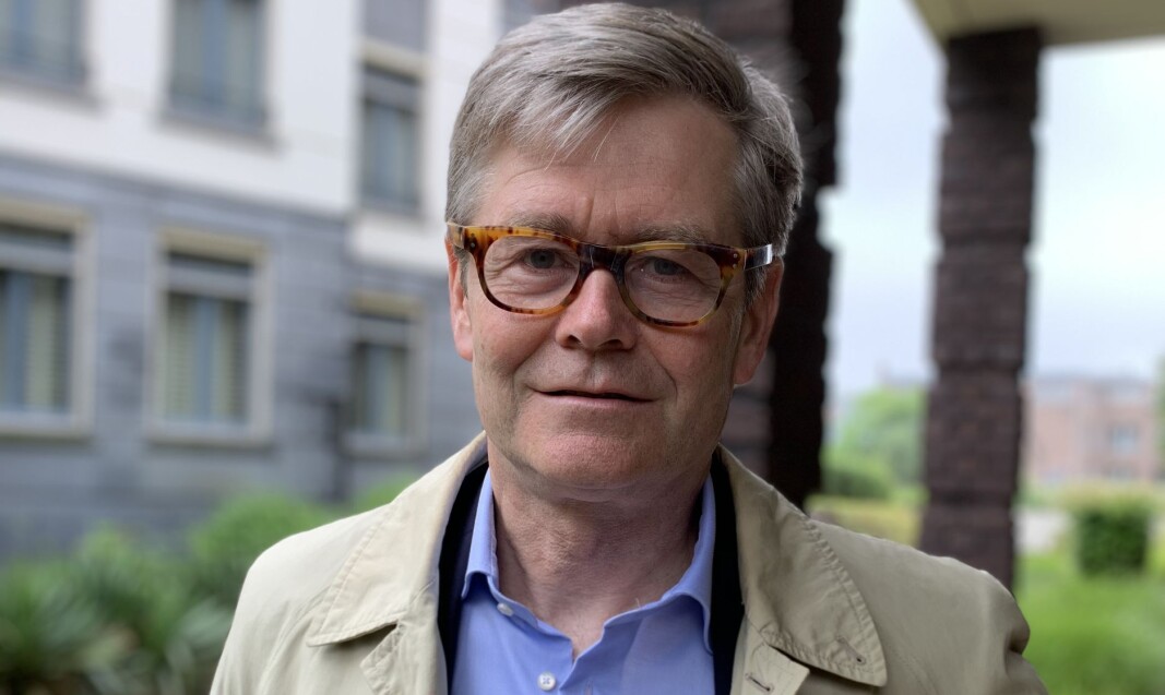 På spørsmål om hvem som er hans faglige forbilder, trekker Tom Melbye Eide frem hele ti norske jurister som har imponert ham. Les hvem i dette intervjuet. På spørsmål om hvem som er hans faglige forbilder, trekker Tom Melbye Eide frem hele ti norske jurister som har imponert ham. Les hvem i dette intervjuet.