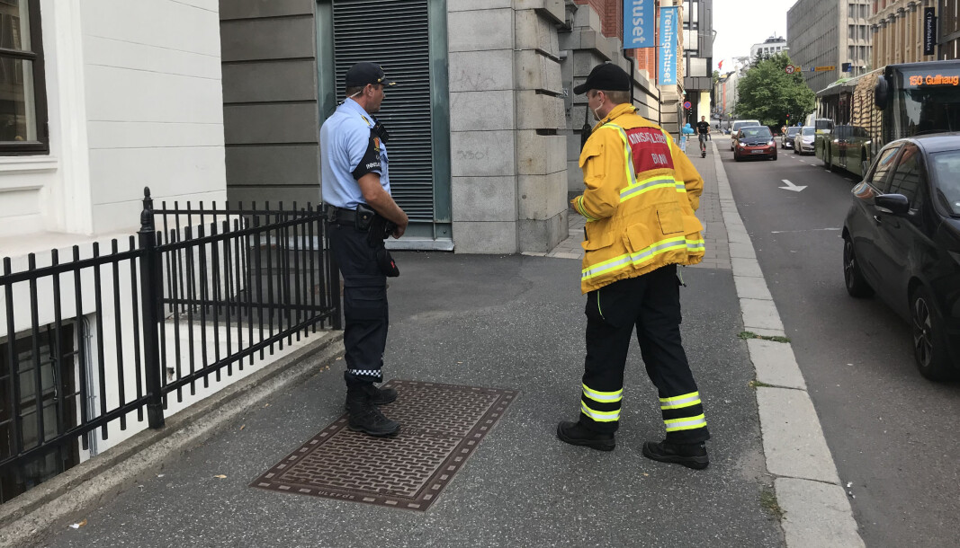 I midten av august rykket politiet ut til Advokatfirmaet Eldens kontorer i Oslo sentrum i forbindelse med et trusselbrev som inneholdt hvitt pulver. I midten av august rykket politiet ut til Advokatfirmaet Eldens kontorer i Oslo sentrum i forbindelse med et trusselbrev som inneholdt hvitt pulver.