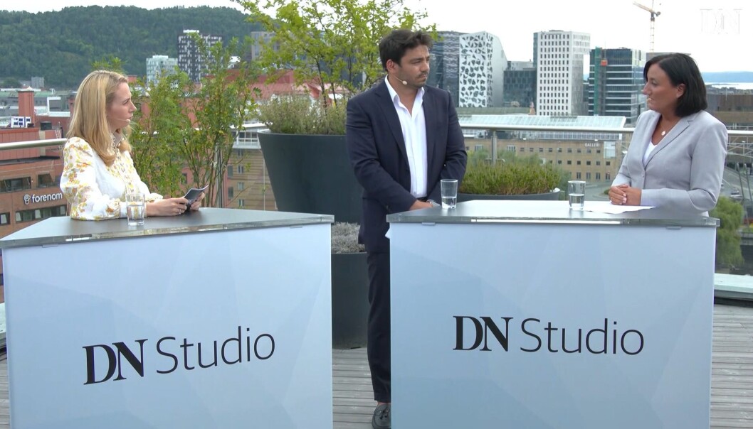 Mangfold i advokatbransjen sto på agendaen i Dagens Næringslivs studio torsdag ettermiddag, (f.v.) programleder og DN-journalist Jorun Sofie Fallmo Aartun, Servet Yildiz i rettshjelpsfirmaet Sterk Legal, og Dyveke Hamza fra Haavind. Mangfold i advokatbransjen sto på agendaen i Dagens Næringslivs studio torsdag ettermiddag, (f.v.) programleder og DN-journalist Jorun Sofie Fallmo Aartun, Servet Yildiz i rettshjelpsfirmaet Sterk Legal, og Dyveke Hamza fra Haavind.