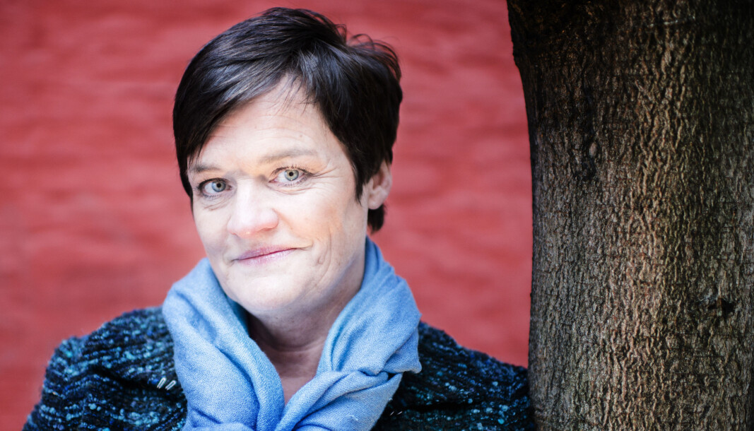 Mette Yvonne Larsen skal holde kurs for barnevernsansatte samme med fem av sine kolleger. Mette Yvonne Larsen skal holde kurs for barnevernsansatte samme med fem av sine kolleger.