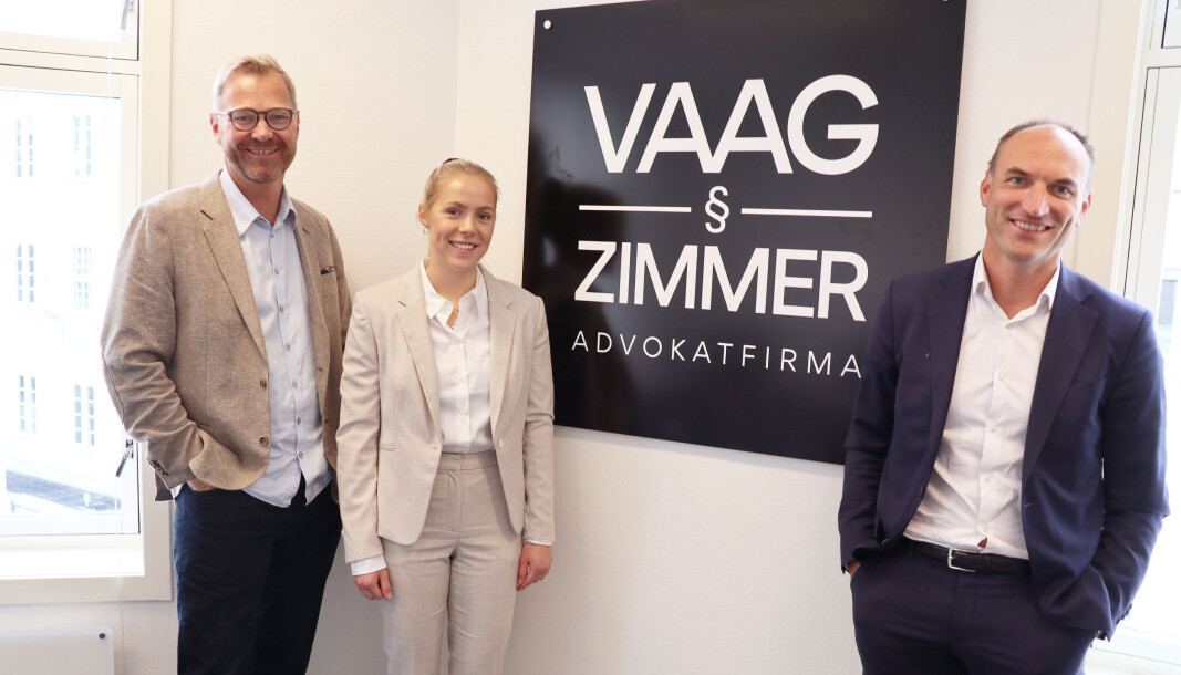 Denne uken startet partner Per Zimmer, advokatfullmektig Mari Dekkerhus, og partner Kai Vaag opp nytt advokatfirma i Oslo sentrum. Denne uken startet partner Per Zimmer, advokatfullmektig Mari Dekkerhus, og partner Kai Vaag opp nytt advokatfirma i Oslo sentrum.