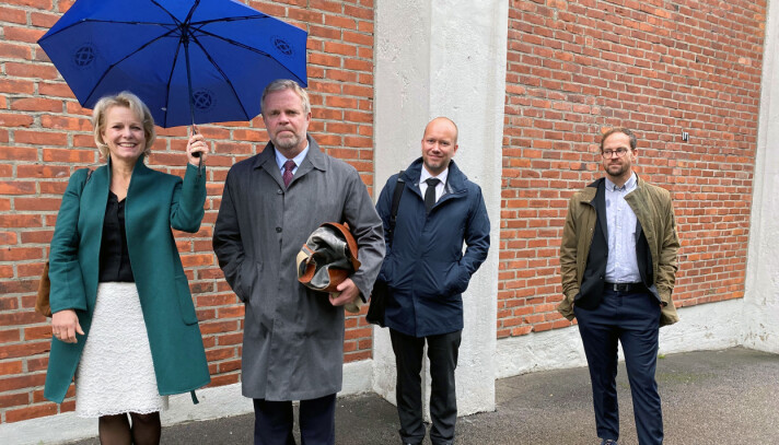 Advokatforeningens generalsekretær Merete Smith, leder Jon Wessel-Aas, advokat Øyvind Precht-Jensen og politisk rådgiver Martin Kaasgaard Nielsen møtte representanter fra Justis- og Beredskapsdepartementet tirsdag denne uken. Advokatforeningens generalsekretær Merete Smith, leder Jon Wessel-Aas, advokat Øyvind Precht-Jensen og politisk rådgiver Martin Kaasgaard Nielsen møtte representanter fra Justis- og Beredskapsdepartementet tirsdag denne uken.