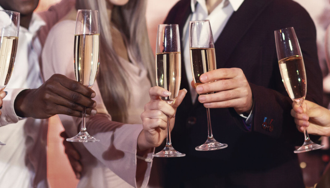 Innleggsforfatteren vil komme forbi spørsmålet om alkoholfrie alternativer, og minner om at minoriteter er like ulike som alle andre. Innleggsforfatteren vil komme forbi spørsmålet om alkoholfrie alternativer, og minner om at minoriteter er like ulike som alle andre.