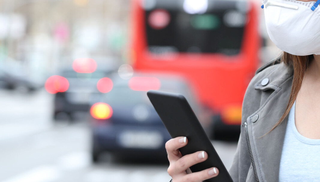 En app som bruker GPS til å spore befolkningens bevegelser i kombinasjon med blåtann for å kartlegge kontakter, er en alvorlig krenkelse av personvernet, skriver Bjørn Erik Thon. En app som bruker GPS til å spore befolkningens bevegelser i kombinasjon med blåtann for å kartlegge kontakter, er en alvorlig krenkelse av personvernet, skriver Bjørn Erik Thon.