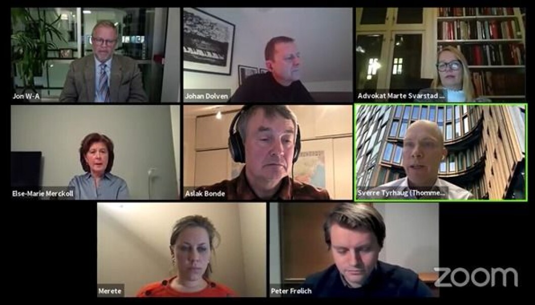 Jon Wessel-Aas, Johan Dolven, Marte Svarstad Brodtkorb, Else-Marie Merckoll, Sverre Tyrhaug, Merete Nygaard og Peter Frølich deltok i en debatt onsdag kveld om eksternt eierskap. Journalist Aslak Bonde ledet debatten. Jon Wessel-Aas, Johan Dolven, Marte Svarstad Brodtkorb, Else-Marie Merckoll, Sverre Tyrhaug, Merete Nygaard og Peter Frølich deltok i en debatt onsdag kveld om eksternt eierskap. Journalist Aslak Bonde ledet debatten.