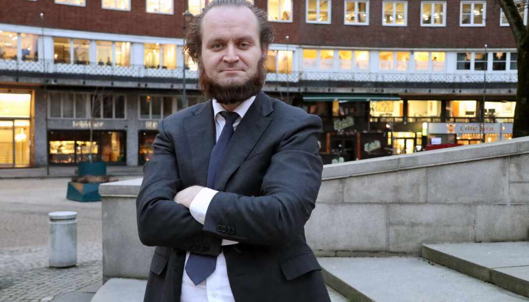 Nils Christian Nordhus er redd for å bli utbrent. – Egentlig er det noe jeg er veldig opptatt av. Jeg har sett det ramme dyktige kolleger. Medisinen for meg er å drive med noe jeg liker. Nils Christian Nordhus er redd for å bli utbrent. – Egentlig er det noe jeg er veldig opptatt av. Jeg har sett det ramme dyktige kolleger. Medisinen for meg er å drive med noe jeg liker.