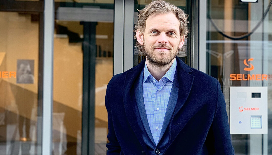 – Enkelte advokater opptrer heller i kulissene fremfor å representere klienten offisielt, sier Fredrik Lilleaas Ellingsen. – Enkelte advokater opptrer heller i kulissene fremfor å representere klienten offisielt, sier Fredrik Lilleaas Ellingsen.