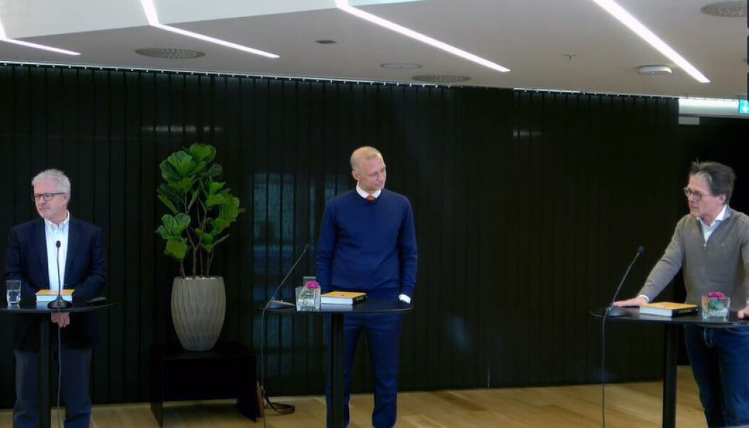 BAHR-partner Jan Einar Barbo, førsteamanuensis Herman Bruserud og professor Lasse Simonsen fortalte om boken de har vært redaktører for. BAHR-partner Jan Einar Barbo, førsteamanuensis Herman Bruserud og professor Lasse Simonsen fortalte om boken de har vært redaktører for.