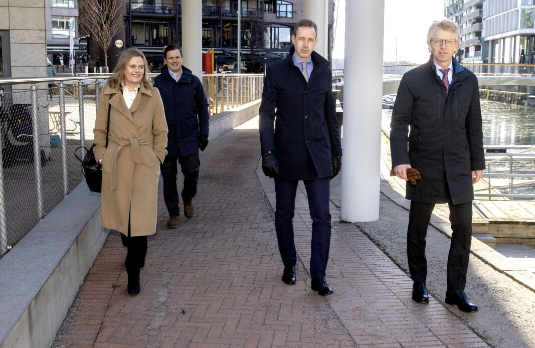 Kari-Ann Mosti, Thomas Borch-Nielsen, Anders Nordli, og Jacob S. Bjønnes-Jacobsen i Grette går i samme retning. Kari-Ann Mosti, Thomas Borch-Nielsen, Anders Nordli, og Jacob S. Bjønnes-Jacobsen i Grette går i samme retning.