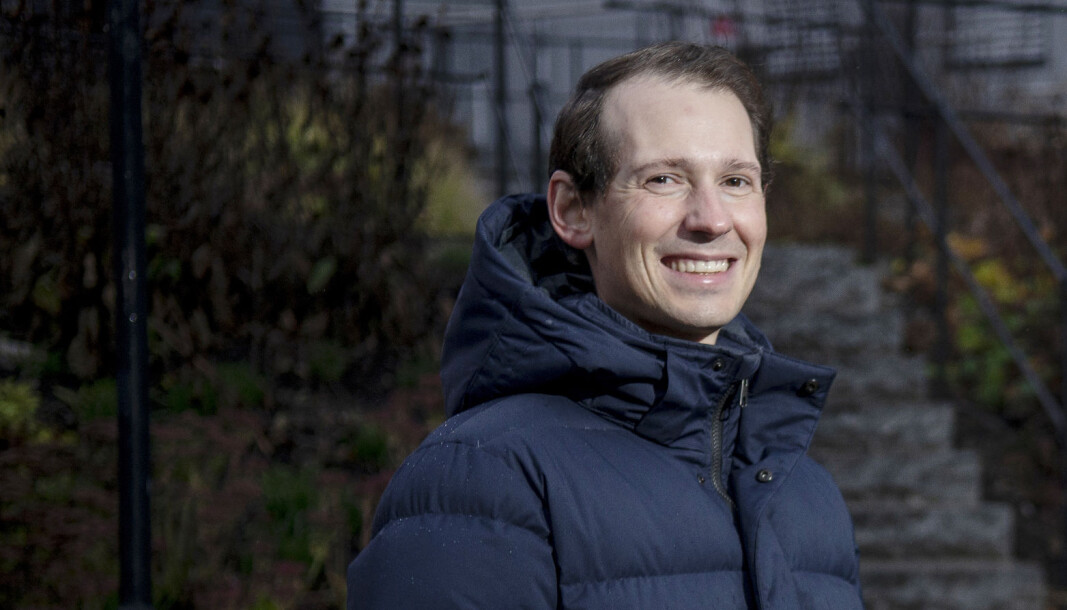 Innen tvisteløsning er det mange advokater som ennå har en vei å gå for å komme seg bort fra papirsamfunnet, ifølge Emanuel Feinberg. – Eksempelvis er det nok lettere for yngre advokater å gjøre gode og effektive rettskildesøk digitalt, tror han. Innen tvisteløsning er det mange advokater som ennå har en vei å gå for å komme seg bort fra papirsamfunnet, ifølge Emanuel Feinberg. – Eksempelvis er det nok lettere for yngre advokater å gjøre gode og effektive rettskildesøk digitalt, tror han.