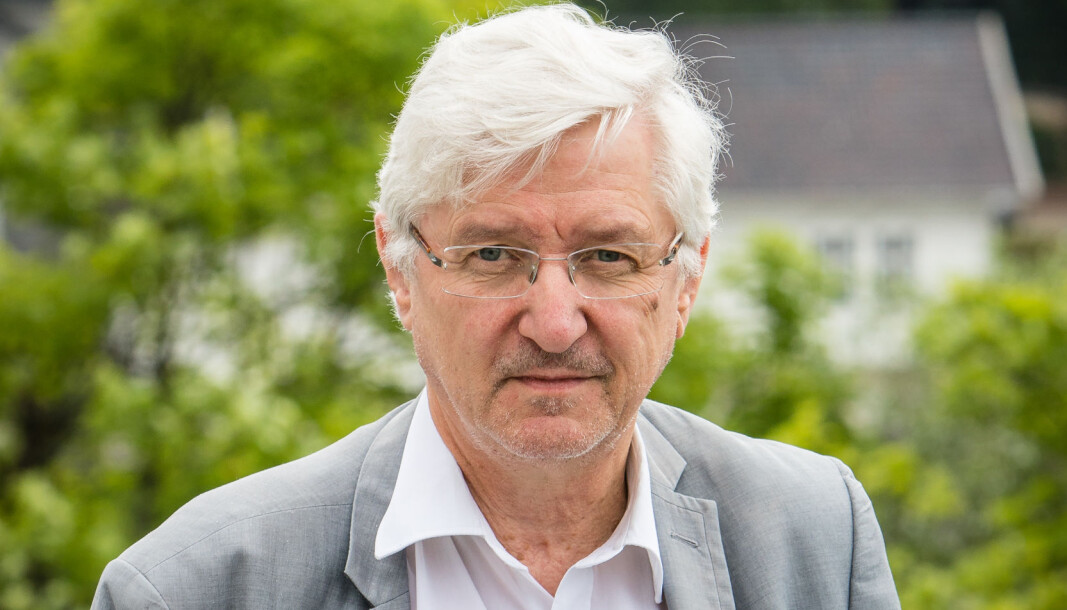 I mange år har advokat Arvid Sjødin kjempet for frifinnelse av Viggo Kristiansen for drapene i Baneheia. I mange år har advokat Arvid Sjødin kjempet for frifinnelse av Viggo Kristiansen for drapene i Baneheia.