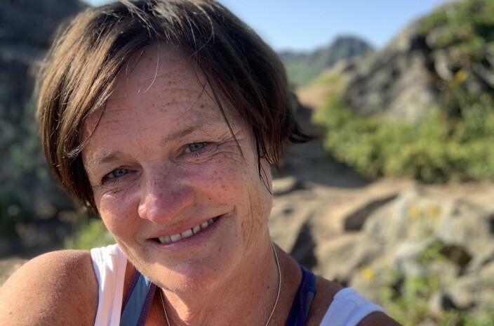 – Vi har alt hatt flere saker i Svolvær, hvilket har resultert i mange døgn på Thon hotell. Det er derfor deilig med et sted hvor jeg kan slenge meg på sofaen og lage meg en brødskive eller et speilegg etter en lang dag. Litt mer lavterskel, sier Mette Yvonne Larsen, som er bosatt på Nesodden utenfor Oslo. – Vi har alt hatt flere saker i Svolvær, hvilket har resultert i mange døgn på Thon hotell. Det er derfor deilig med et sted hvor jeg kan slenge meg på sofaen og lage meg en brødskive eller et speilegg etter en lang dag. Litt mer lavterskel, sier Mette Yvonne Larsen, som er bosatt på Nesodden utenfor Oslo.