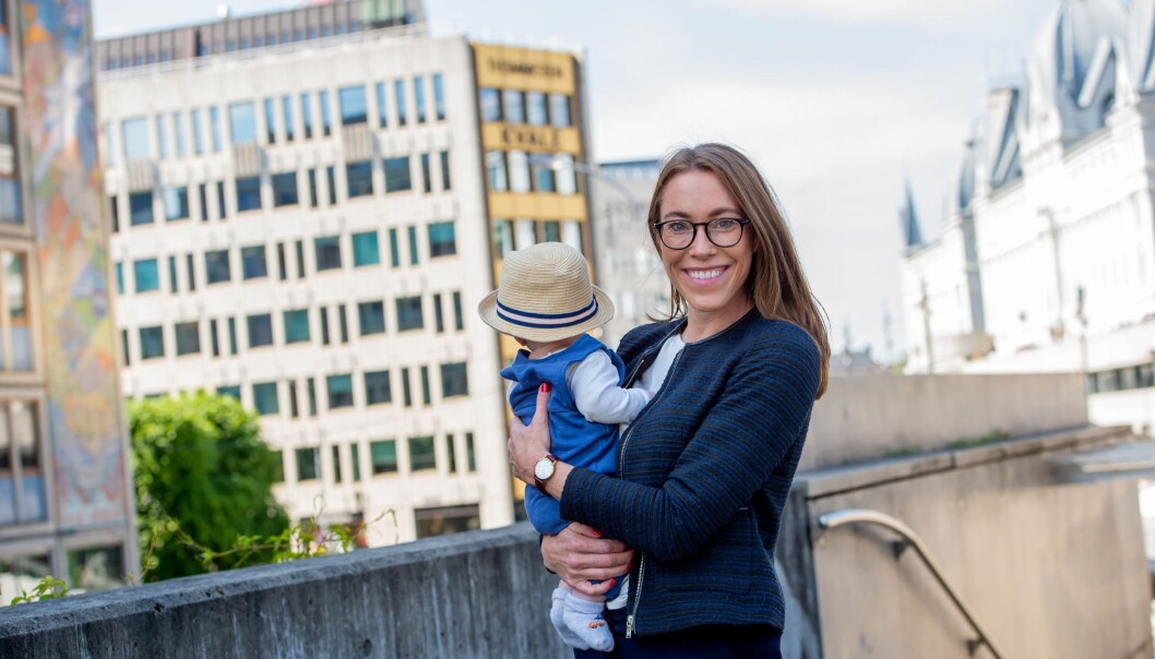 - Vi har et uttalt mål om at det skal være mulig å kombinere partnerstilling med et familieliv; inkludert småbarnstilværelsen, sier nyutnevnt Kvale-partner Stine Eriksrød. - Vi har et uttalt mål om at det skal være mulig å kombinere partnerstilling med et familieliv; inkludert småbarnstilværelsen, sier nyutnevnt Kvale-partner Stine Eriksrød.