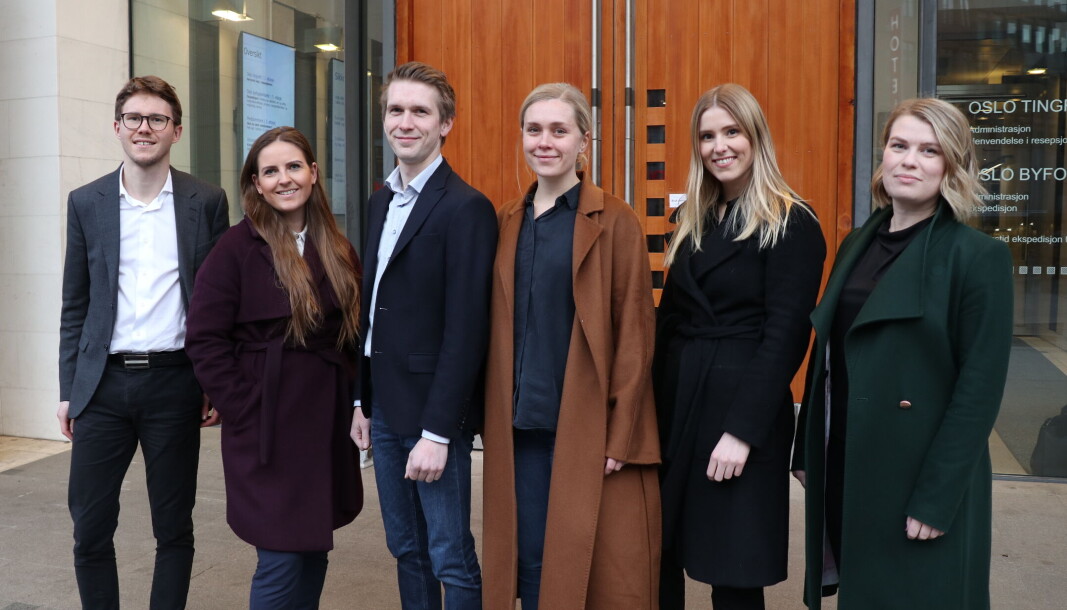 Styret i Yngre forsvarere: Kasper Grøtvedt Nilsen, Elin Grinde (leder), Didrik Beck Rodarte, Fride Wirak, Marthine Høhrbye og Cathrin Sagen Aspaas. Rodarte og Wirak er ikke lenger styremedlemmer, men var med da undersøkelsen ble laget. Styret i Yngre forsvarere: Kasper Grøtvedt Nilsen, Elin Grinde (leder), Didrik Beck Rodarte, Fride Wirak, Marthine Høhrbye og Cathrin Sagen Aspaas. Rodarte og Wirak er ikke lenger styremedlemmer, men var med da undersøkelsen ble laget.
