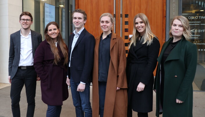 Forfatterne: Kasper Grøtvedt Nilsen, Elin Grinde (leder), Didrik Beck Rodarte, Fride Wirak, Marthine Høhrbye og Cathrin Sagen Aspaas. Forfatterne: Kasper Grøtvedt Nilsen, Elin Grinde (leder), Didrik Beck Rodarte, Fride Wirak, Marthine Høhrbye og Cathrin Sagen Aspaas.