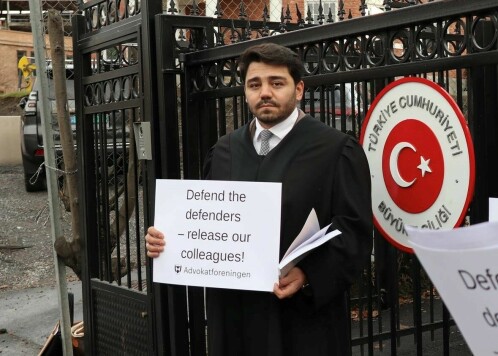 Advokatfullmektig frykter straffeforfølgelse i Tyrkia etter Advokatforeningens aksjon