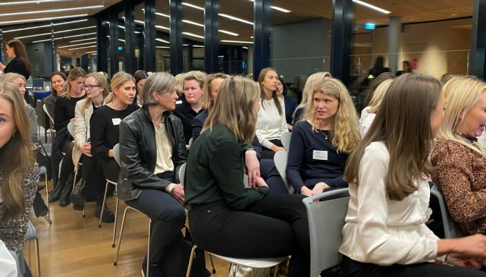Over 100 påmeldte deltagere da Wikborg Rein inviterte til treff for kvinnelige prosedyreadvokater.