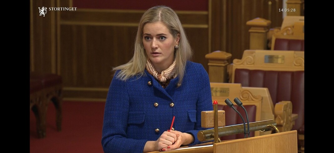 Emilie Enger Mehl inviterte advokatstanden til dialog da hun svarte på spørsmål i stortingssalen onsdag. Emilie Enger Mehl inviterte advokatstanden til dialog da hun svarte på spørsmål i stortingssalen onsdag.