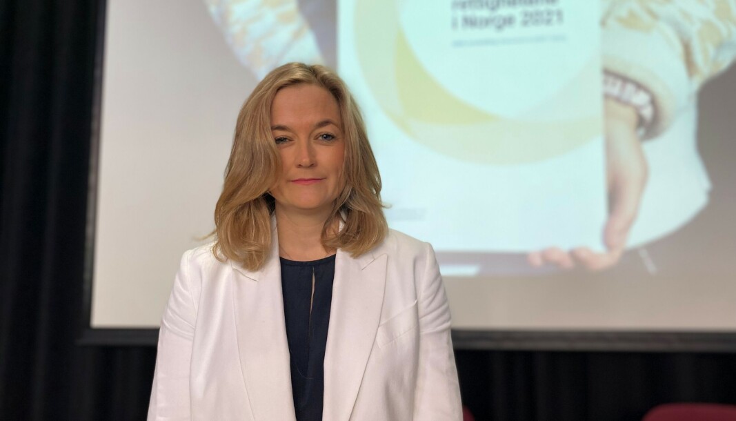 Direktør i NIM Adele Matheson Mestad på scenen på Sentralen i Oslo. Direktør i NIM Adele Matheson Mestad på scenen på Sentralen i Oslo.