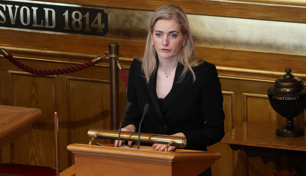 Justisminister Emilie Enger Mehl i stortingssalen. Justisminister Emilie Enger Mehl i stortingssalen.