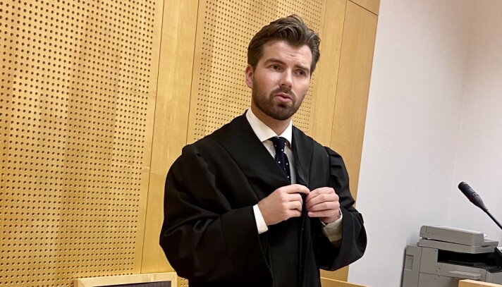 Emil August Fjellvang arbeider for det meste med kontraktsrett, særlig knyttet til eiendom og bolig. Emil August Fjellvang arbeider for det meste med kontraktsrett, særlig knyttet til eiendom og bolig.